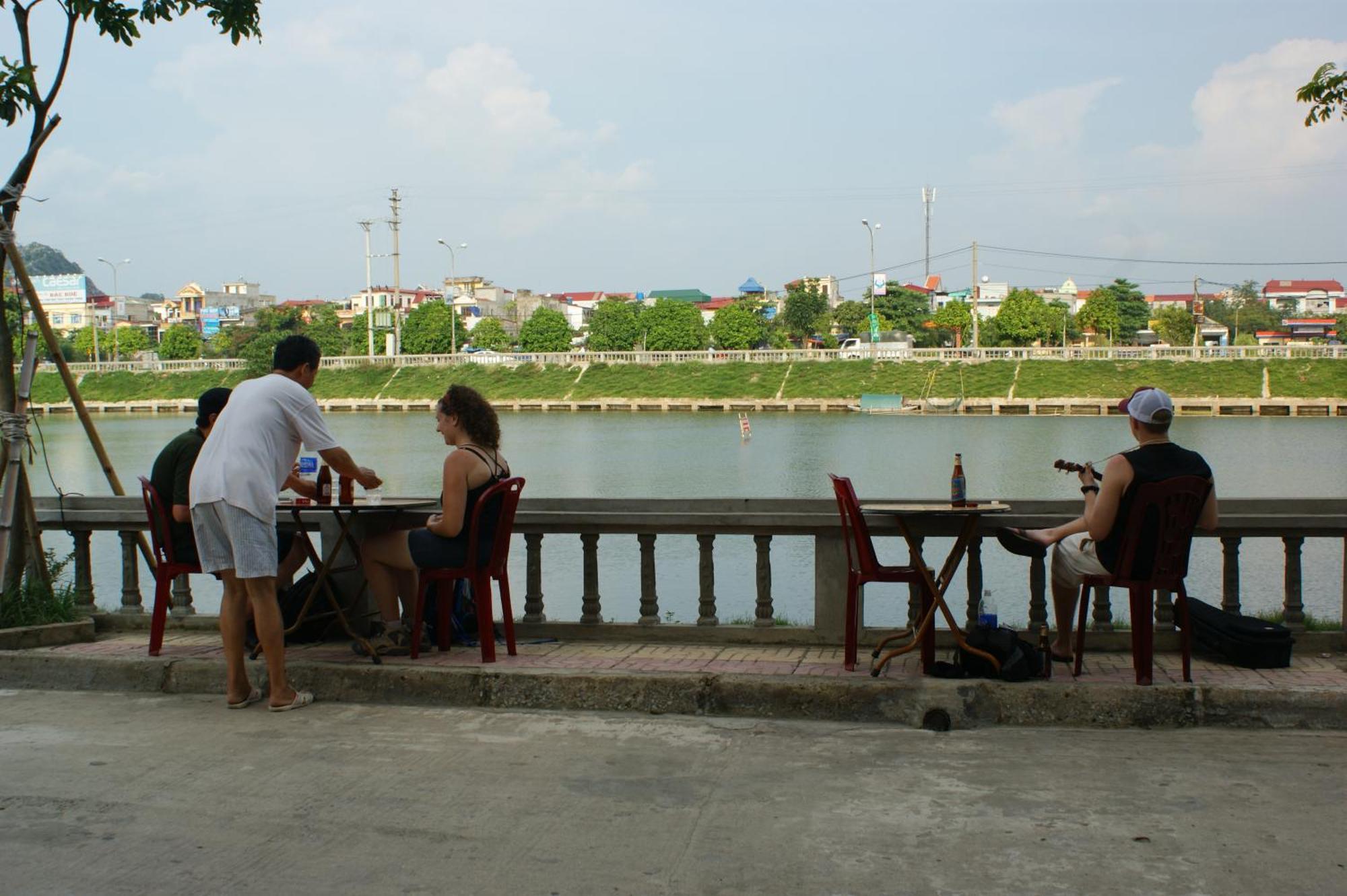 Xuan Hoa Hotel Ниньбинь Экстерьер фото